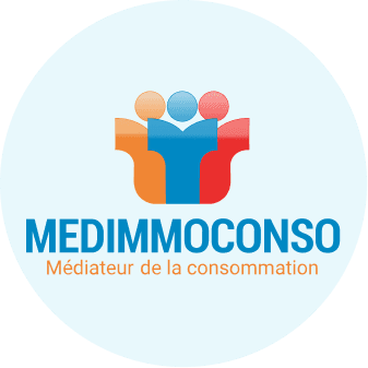 Illustration représentant un homme mécontent avec une grosse enveloppe